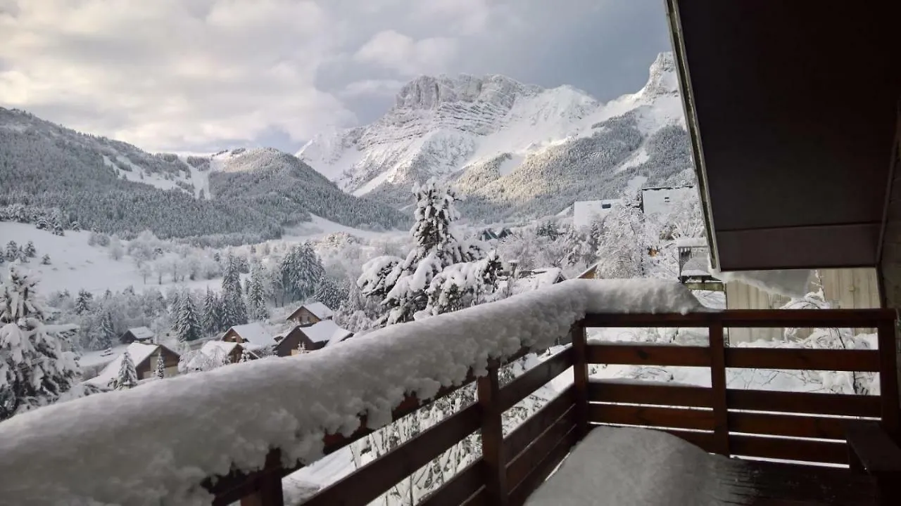 Ferienwohnung Le Zen Avec Piscine Chauffee En Exterieur Gresse-en-Vercors Apartment